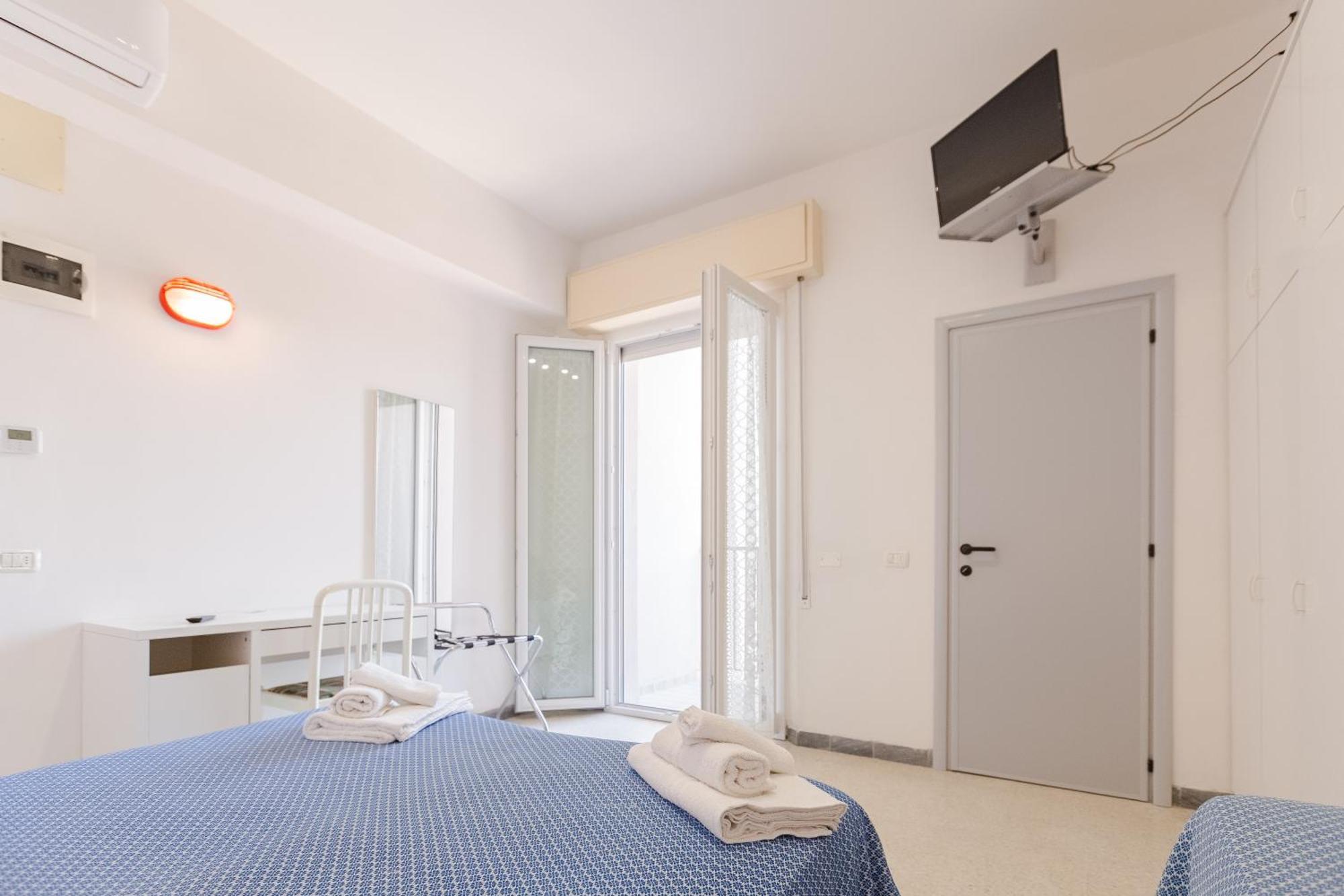 Hotel Altamarea Misano Adriatico Exterior foto